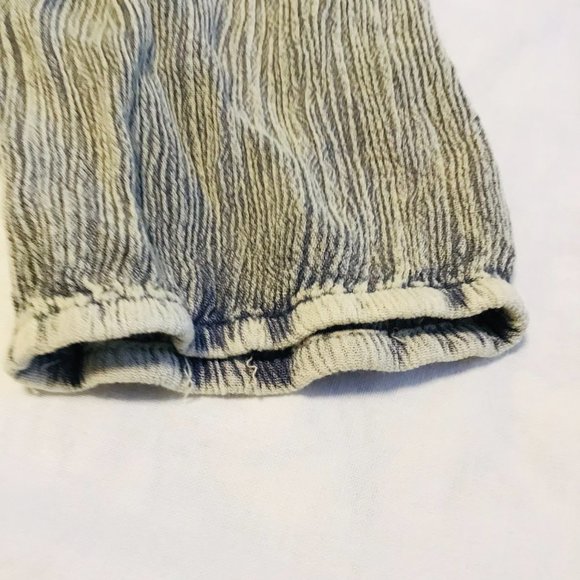 EARTHBOUND Two-tone Top with Floral Lace Accents - Picture 6 of 12